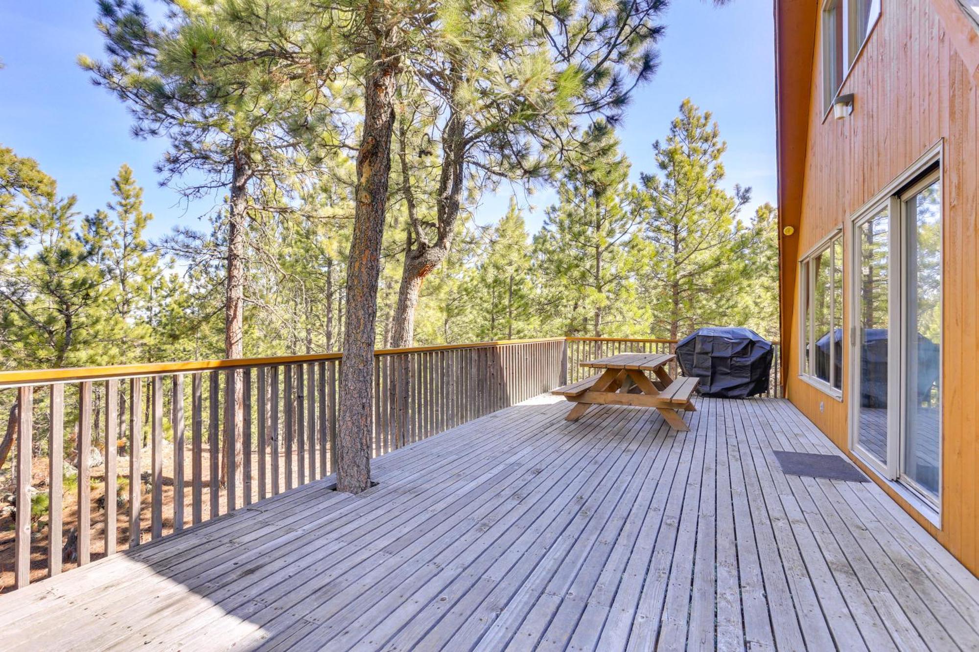 Cozy Black Hills Nature Retreat With Private Deck! Rapid City Eksteriør bilde