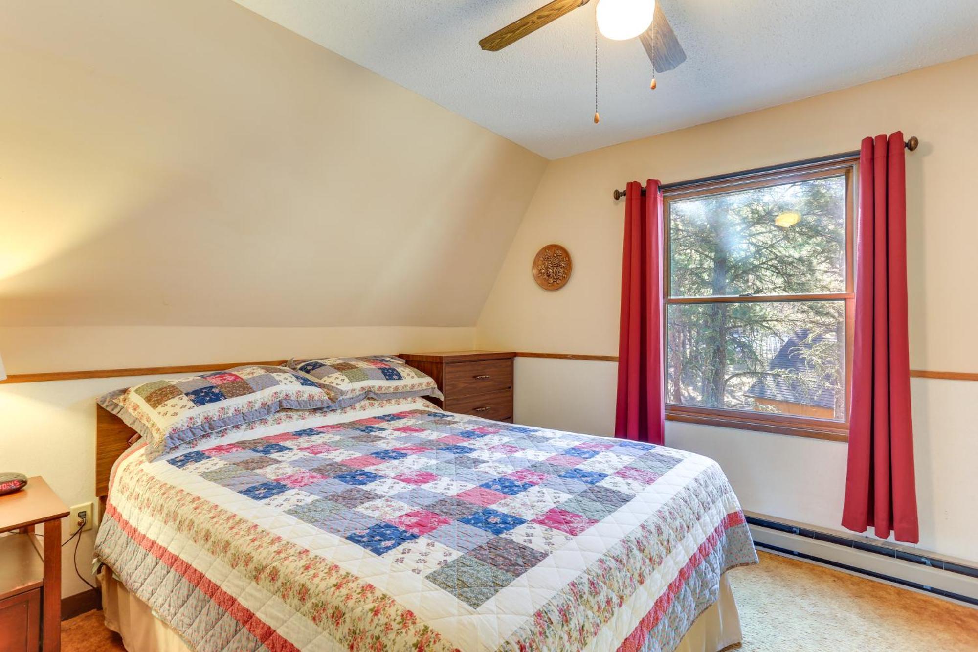 Cozy Black Hills Nature Retreat With Private Deck! Rapid City Eksteriør bilde