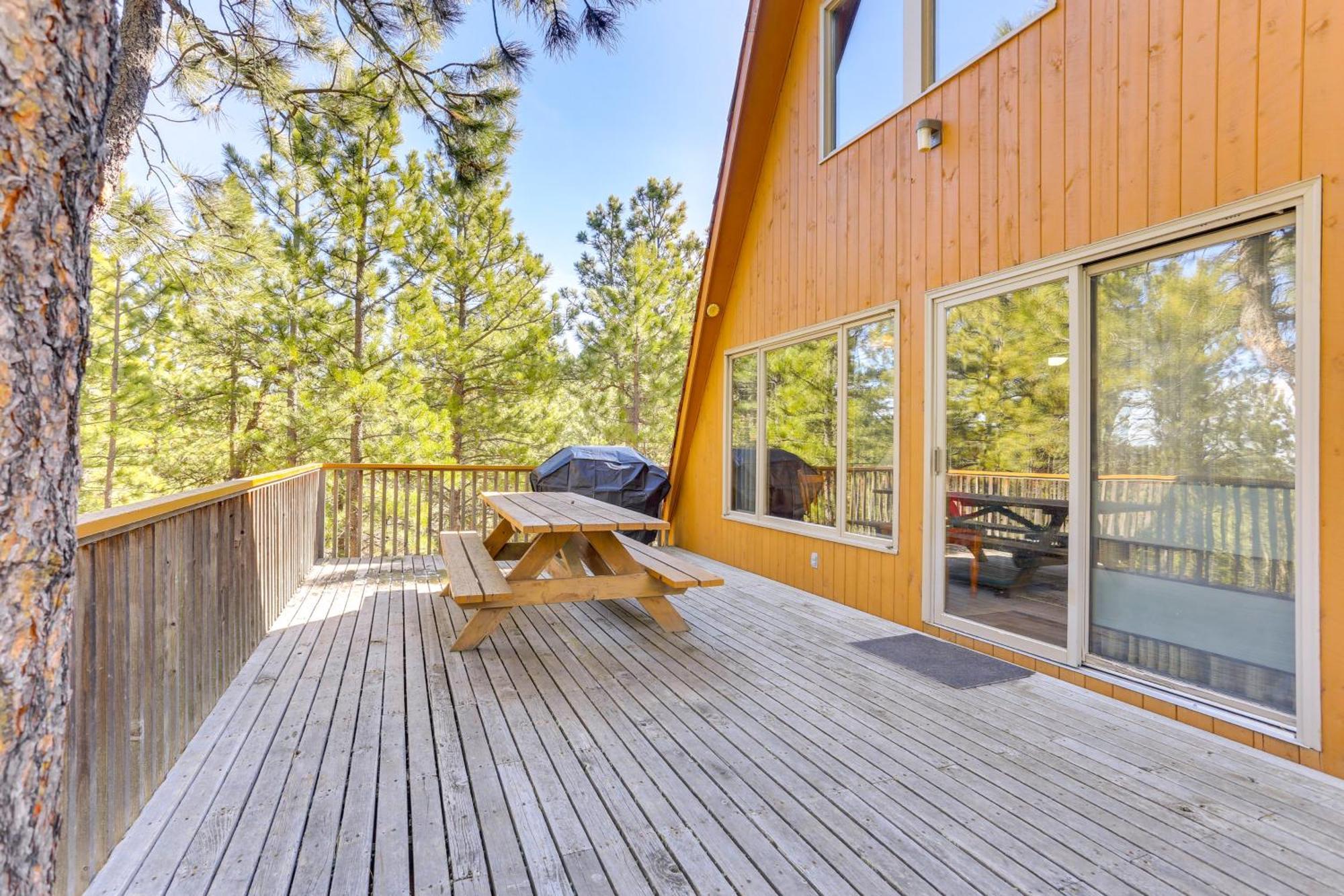 Cozy Black Hills Nature Retreat With Private Deck! Rapid City Eksteriør bilde